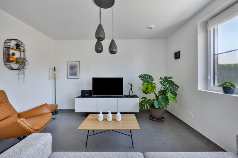 1533e60803c3a50a6cb5d8d0cd90b04a5c0a40e7c53efd8e818713dc199265cc