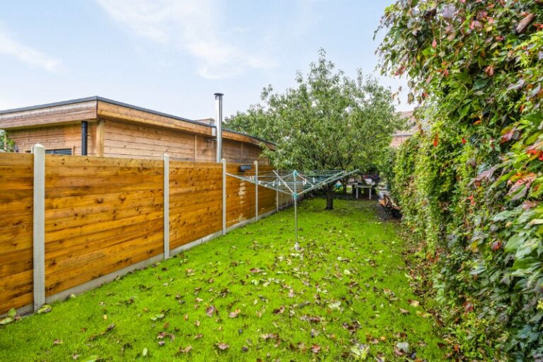 158b466c4e3fd16e612b55718704d635acd6db08447864ca4047ea0820de3a96