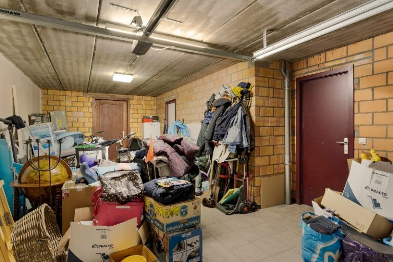 467840b2e33863fdbc514f012018dab0286fc583f85097f5b6f061c68be6fc9a