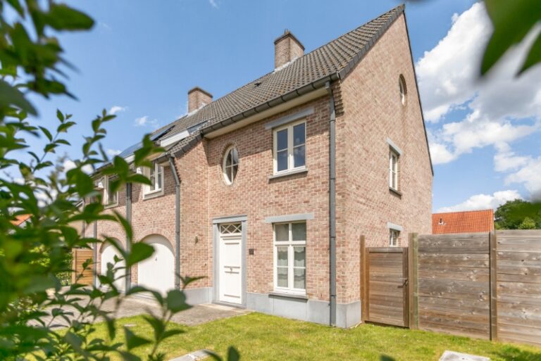 datasiteswebimmohuysmanbe4358wwwwp-contentuploads20251152bbd92871b152e98b5f9880feab331f1e97da1865e08258fef0280f6d84c188