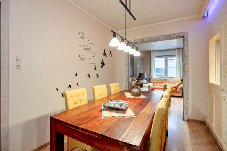 6e0b288bd23934c98e81b0220a25aaec950919a62a57d22e3c0af58e5a27af0e