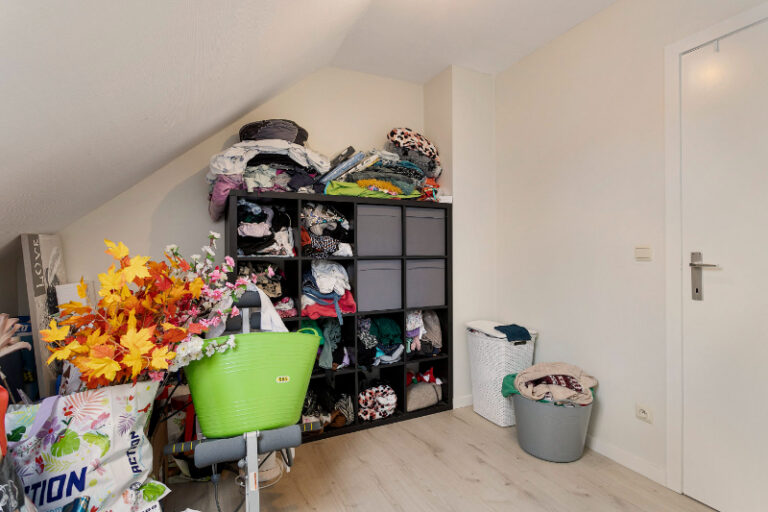 84092751e59797d52936606093f07a8c1a6e19ec72876b5a825c402358fc67fa