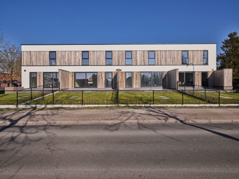 9aa90742106f9478b231ce0f86853438b06cdf5b6b5648e569035884f1f8cbe2